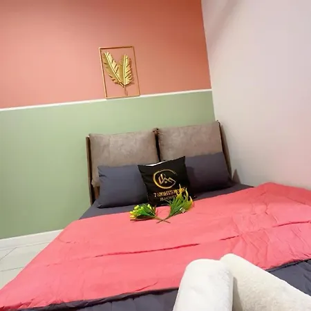Hello Baby Dato Onn Tebing 10Pax Private Bathroom Johor Bahru Exterior photo