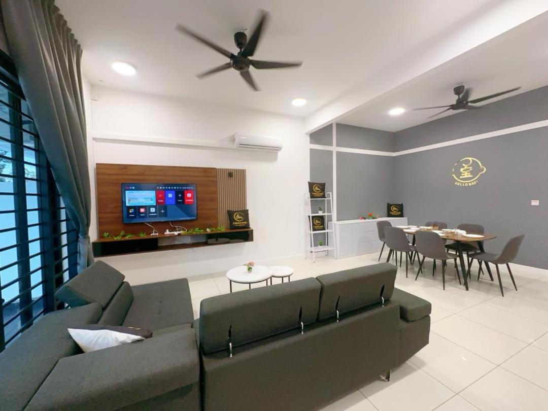 Holiday home Hello Baby Dato Onn Tebing 10pax Private Bathroom