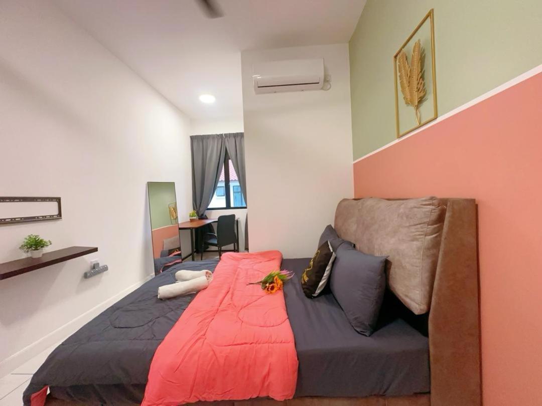 Holiday home Hello Baby Dato Onn Tebing 10pax Private Bathroom