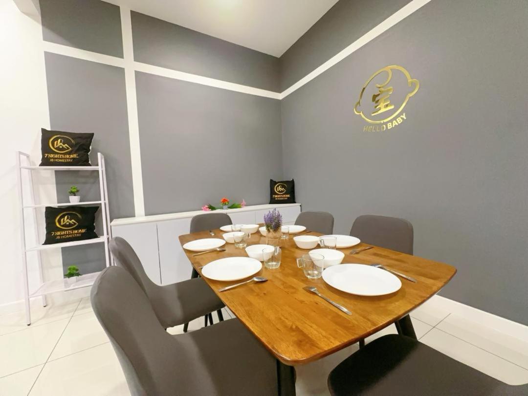 Hello Baby Dato Onn Tebing 10pax Private Bathroom Johor Bahru