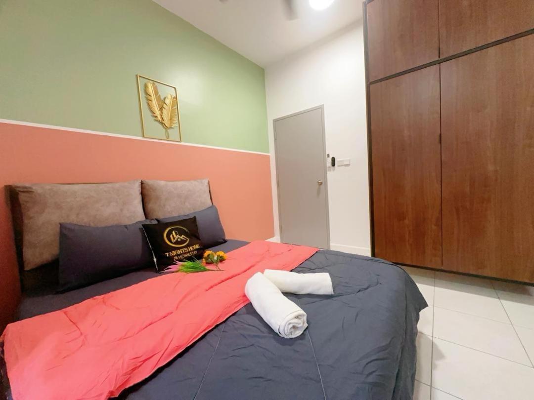 Holiday home Hello Baby Dato Onn Tebing 10pax Private Bathroom Johor Bahru